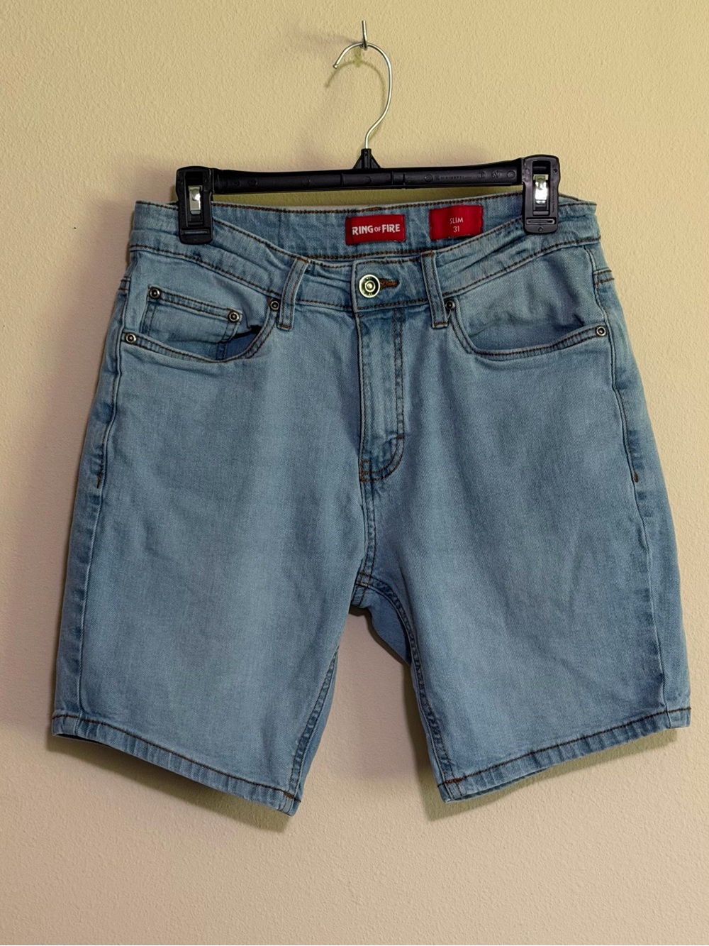 Ring of Fire Men's Light Wash Denim Shorts